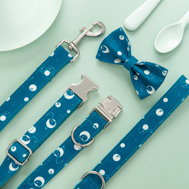 Pet Collar Leash And Bow Set For Outdoor Use