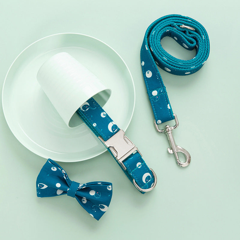 Pet Collar Leash And Bow Set For Outdoor Use