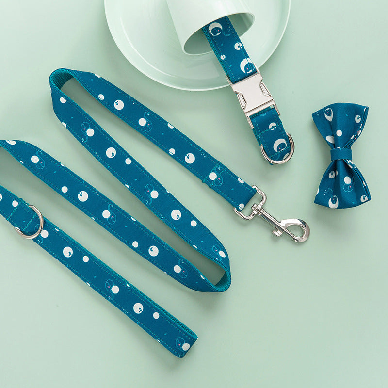 Pet Collar Leash And Bow Set For Outdoor Use