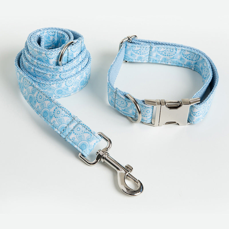 Pet Paisley Collar Leash Set With Bow Design