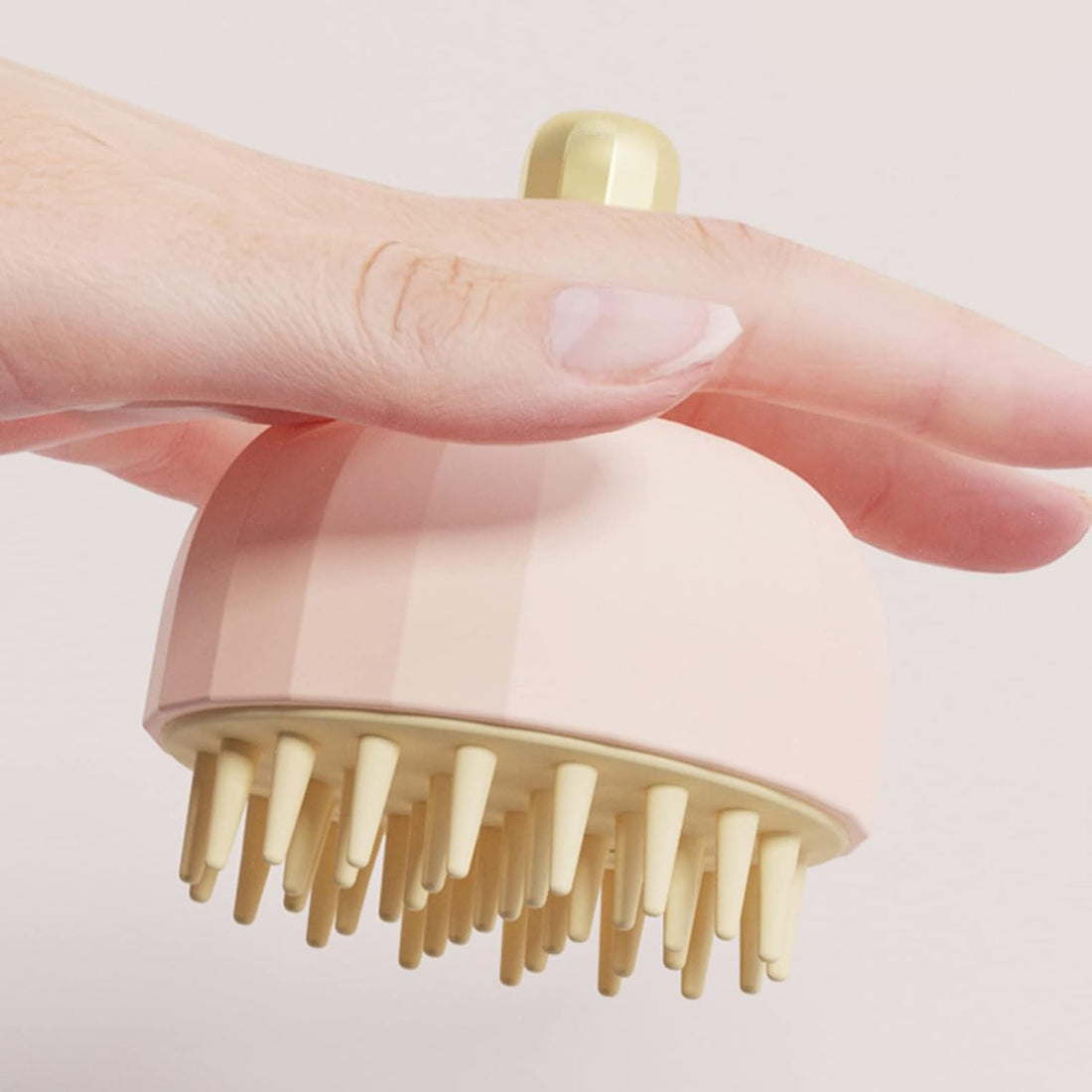 Pet Bath Massage Brush With Shampoo Dispenser Grooming Tool